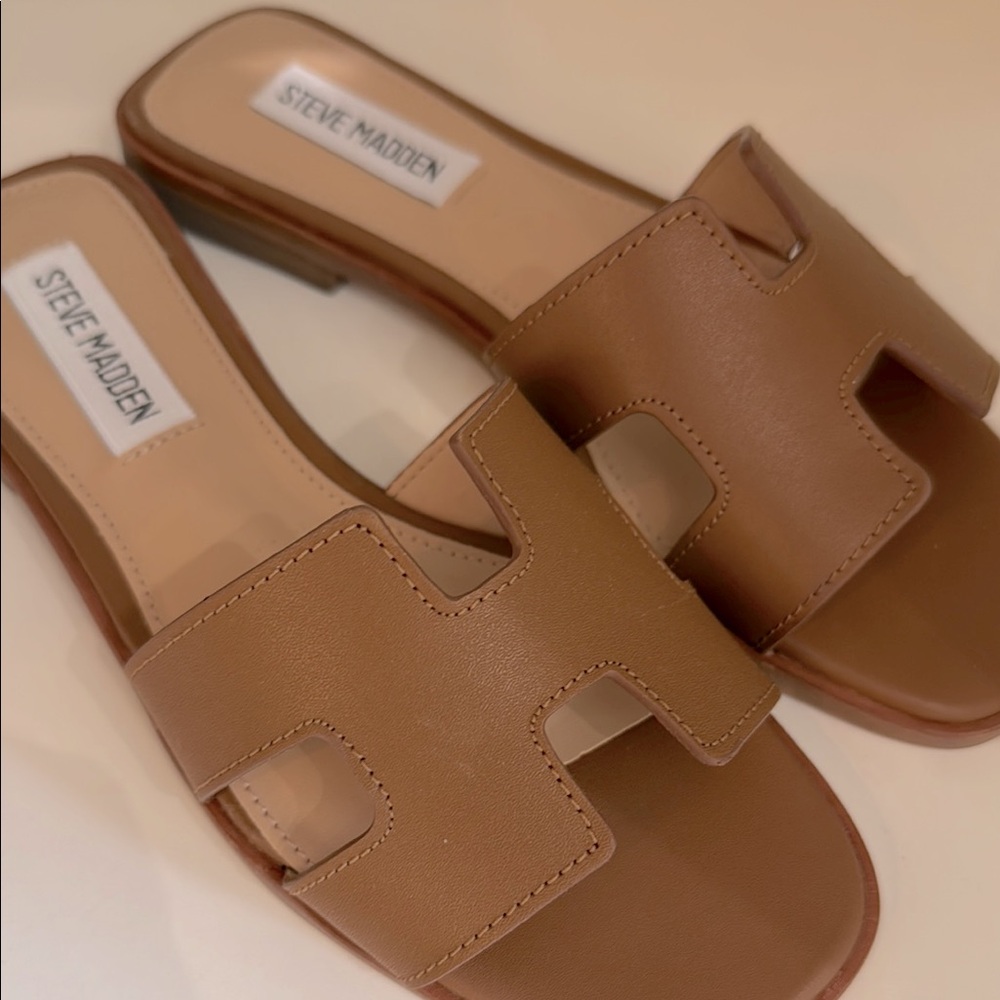 STEVE MADDEN “HAYDN” COGNAC LEATHER. BRAND NEW. SIZE 5.0